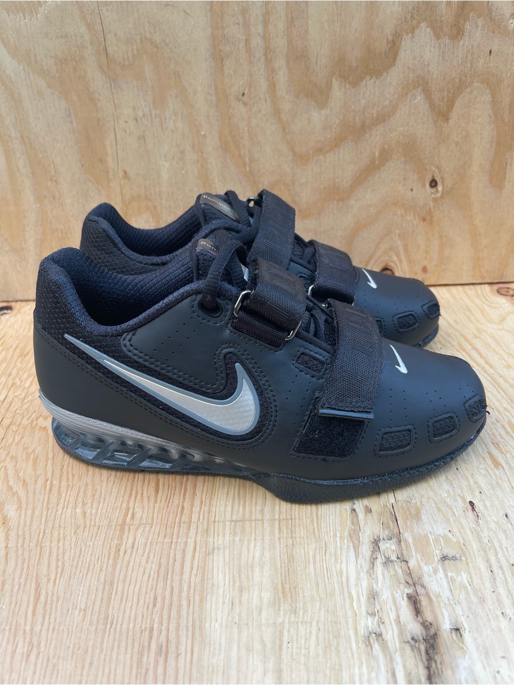 NIKE Romaleos 2 Weightlifting Shoes Womens Size 5